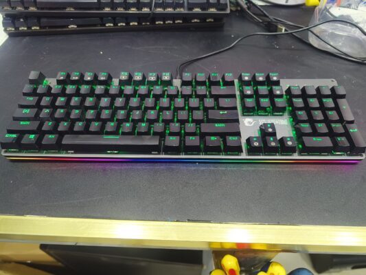 Bàn phím cơ Fuhlen God of Dawn cũ 7 ban phim co fuhlen god of dawn