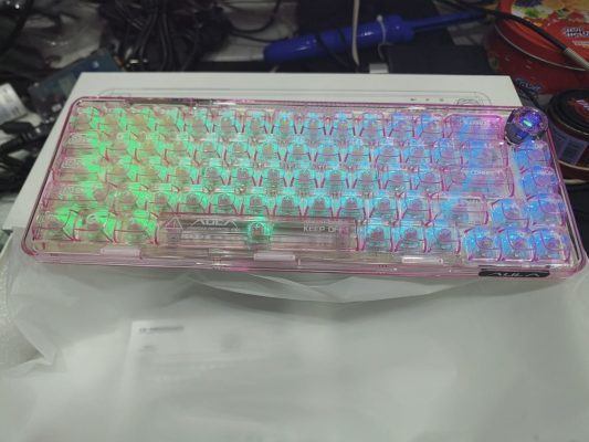 Bàn phím cơ Aula F68 hồng trong suốt 15 ban phim co aula f68