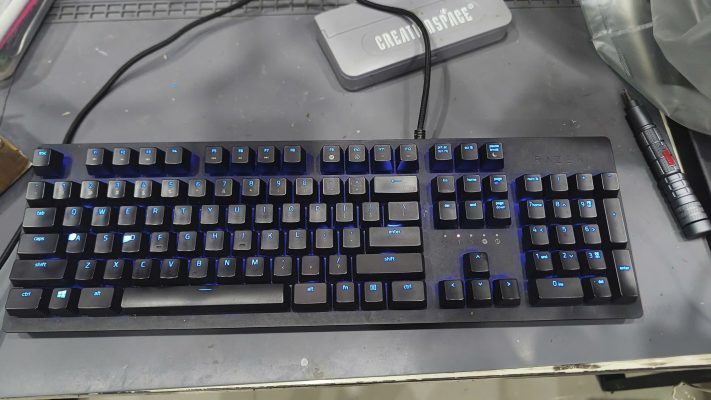 Bàn phím cơ Razer Huntsman cũ 12 ban phim razer huntsman