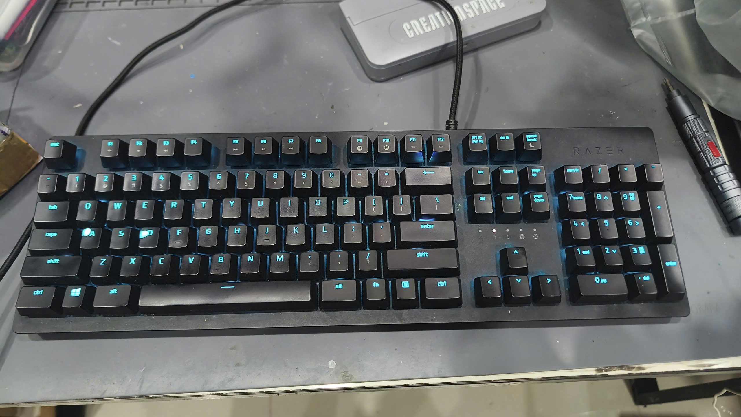 Bàn phím cơ Razer Huntsman cũ 1 Bàn phím cơ Razer Huntsman cũ